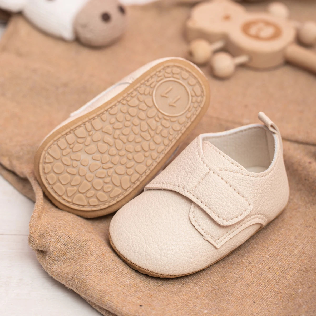 New Retro Leather Baby Shoes Classic Multi-color Baby Casual Boys Girls Shoes Rubber Bottom Non-slip Spring Infant First Walkers