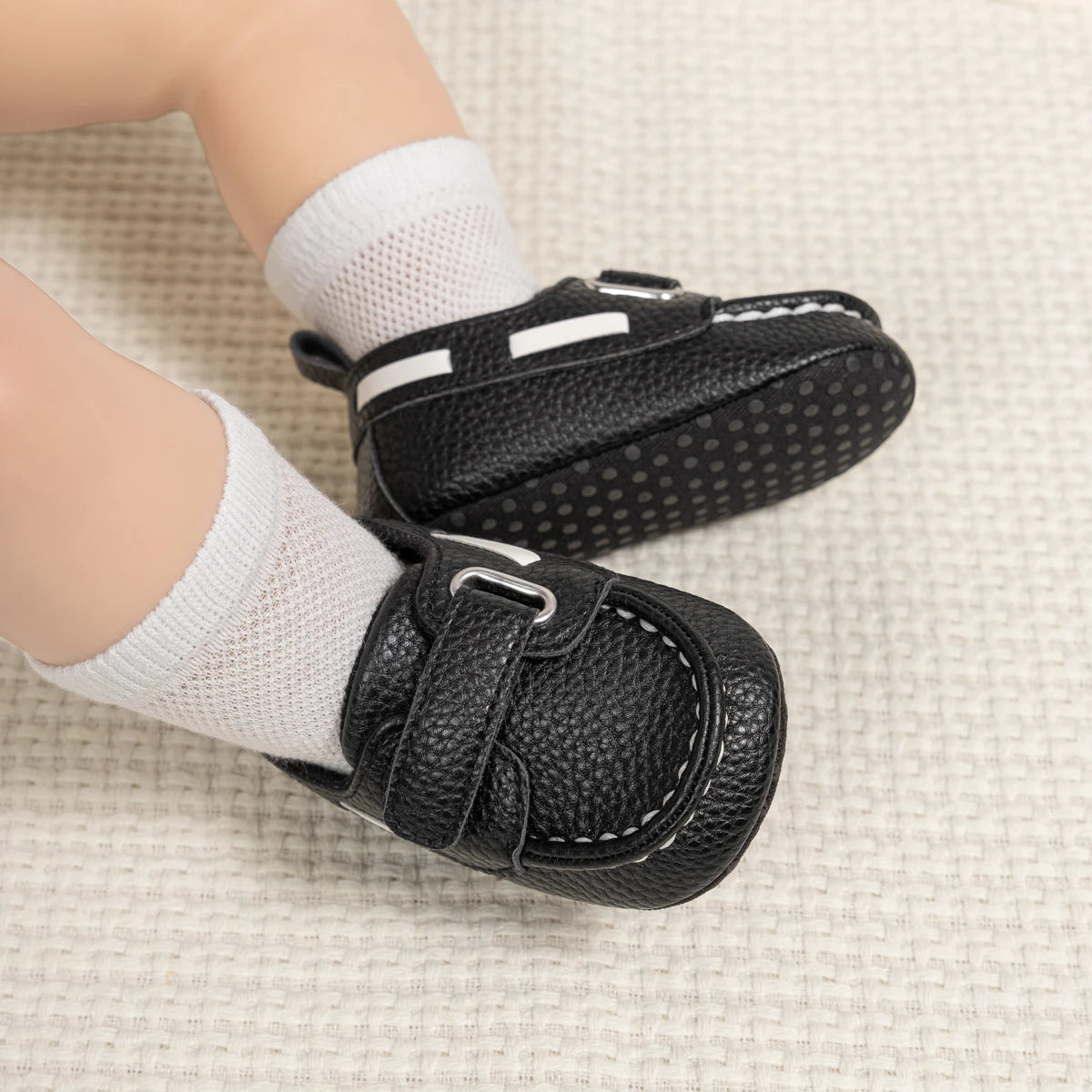 New Unisex Leather Shoes Anti-slip Soft Bottom Baby Boys and Girls Casual Shoes Newborn Toddler First Walkers Crib Shoes 0-18M