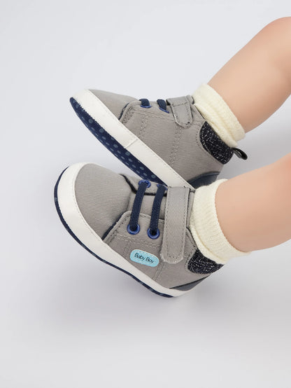 Newborn New Classic Baby Solid Color Canvas Shoes Casual Shoes Anti-slip Soft Cotton Soles Baby Sneakers First Day Toddler Shoes