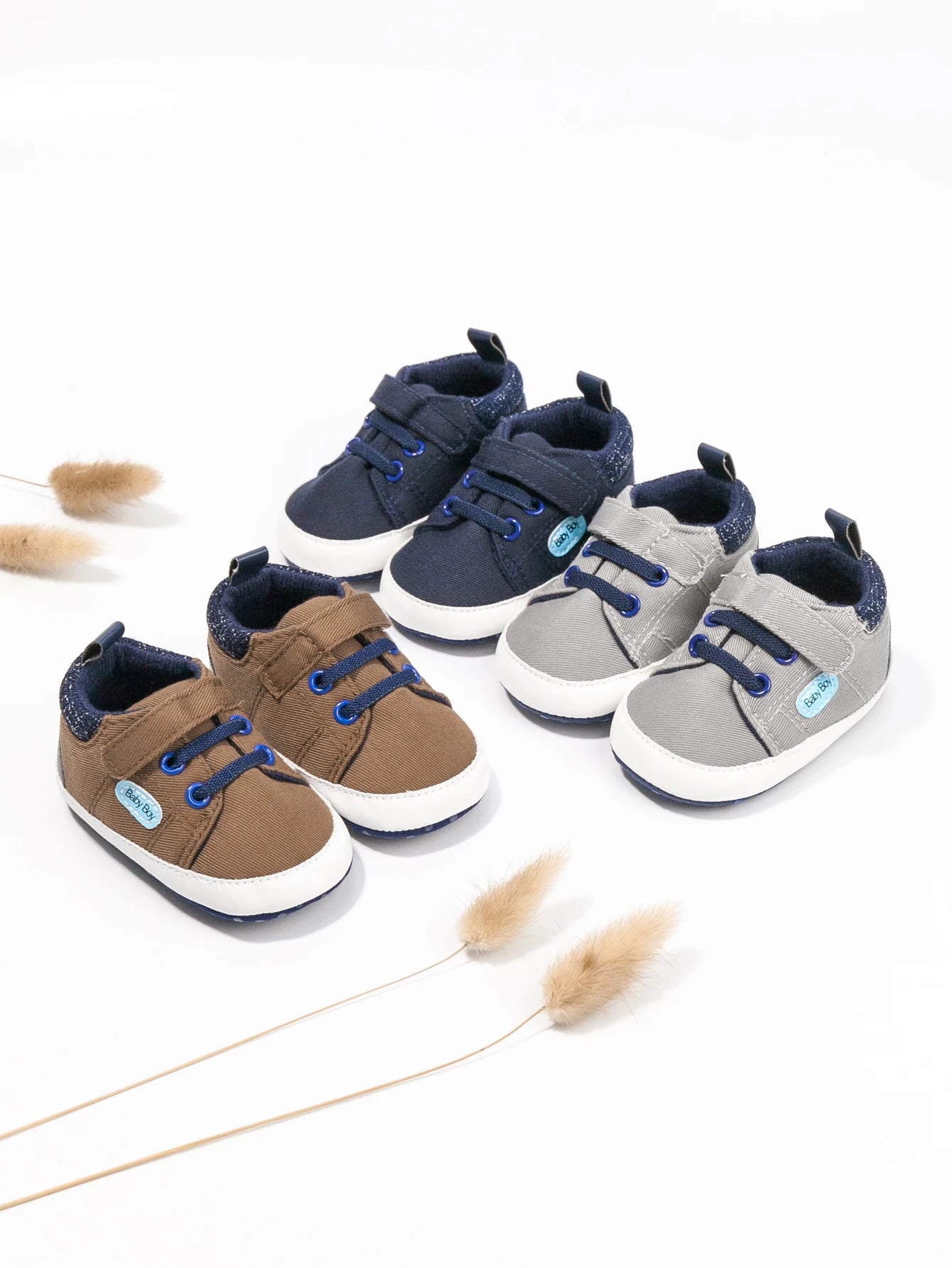 Newborn New Classic Baby Solid Color Canvas Shoes Casual Shoes Anti-slip Soft Cotton Soles Baby Sneakers First Day Toddler Shoes