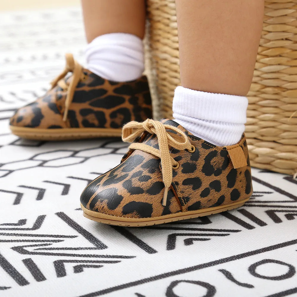 Baby Shoes Retro Leather Boy Girl Shoes Multicolor Toddler Rubber Sole Anti-slip First Walkers Infant Newborn Moccasins