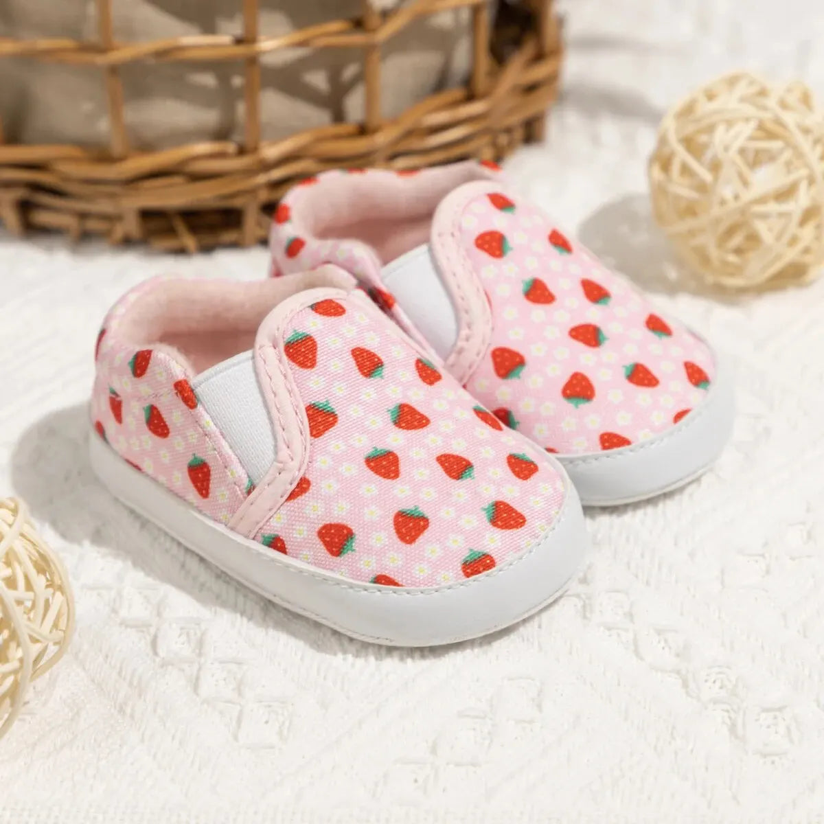 Meckior Casual Canvas Baby Shoes Strawberry Pattern Sleeve Mouth Toddler Anti-slip Soft Sole Newborn Infant Boy Girl Shoes