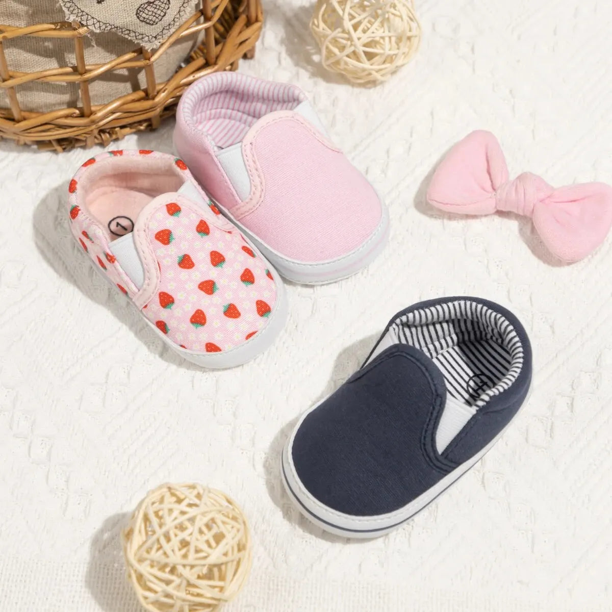 Meckior Casual Canvas Baby Shoes Strawberry Pattern Sleeve Mouth Toddler Anti-slip Soft Sole Newborn Infant Boy Girl Shoes